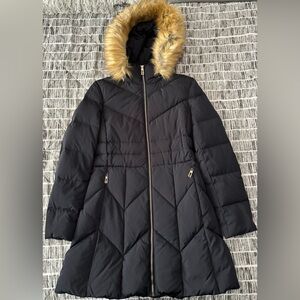 NWOT IVANKA TRUMP WOMEN NAVY BLUE PUFFER MID LENGHT WINTER COAT SIZE S